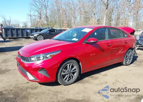 2023 Kia Forte Lxs из США, поврежденный, VIN 3KPF24AD0PE628588
